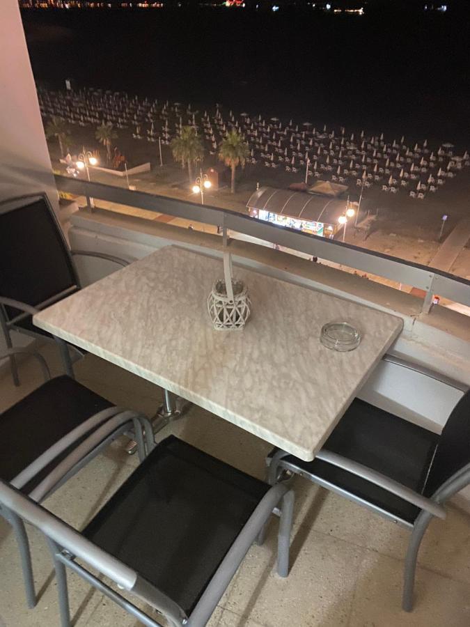 Alex Beach Apartment 51 Larnaca Luaran gambar